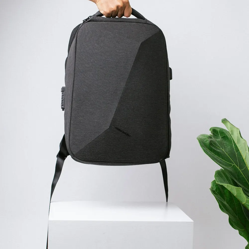 Preloved Swiss Gear ScanSmart Laptop Backpack Charcoal — front view