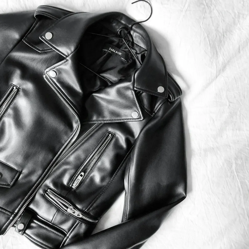 Preloved Schott NYC Perfecto Leather Jacket Black M — front view
