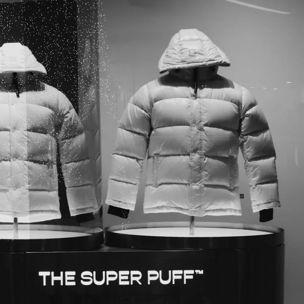 Preloved The North Face Nuptse 1996 Retro Puffer TNF Black L — label